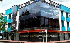 Hotel Luxor Plaza